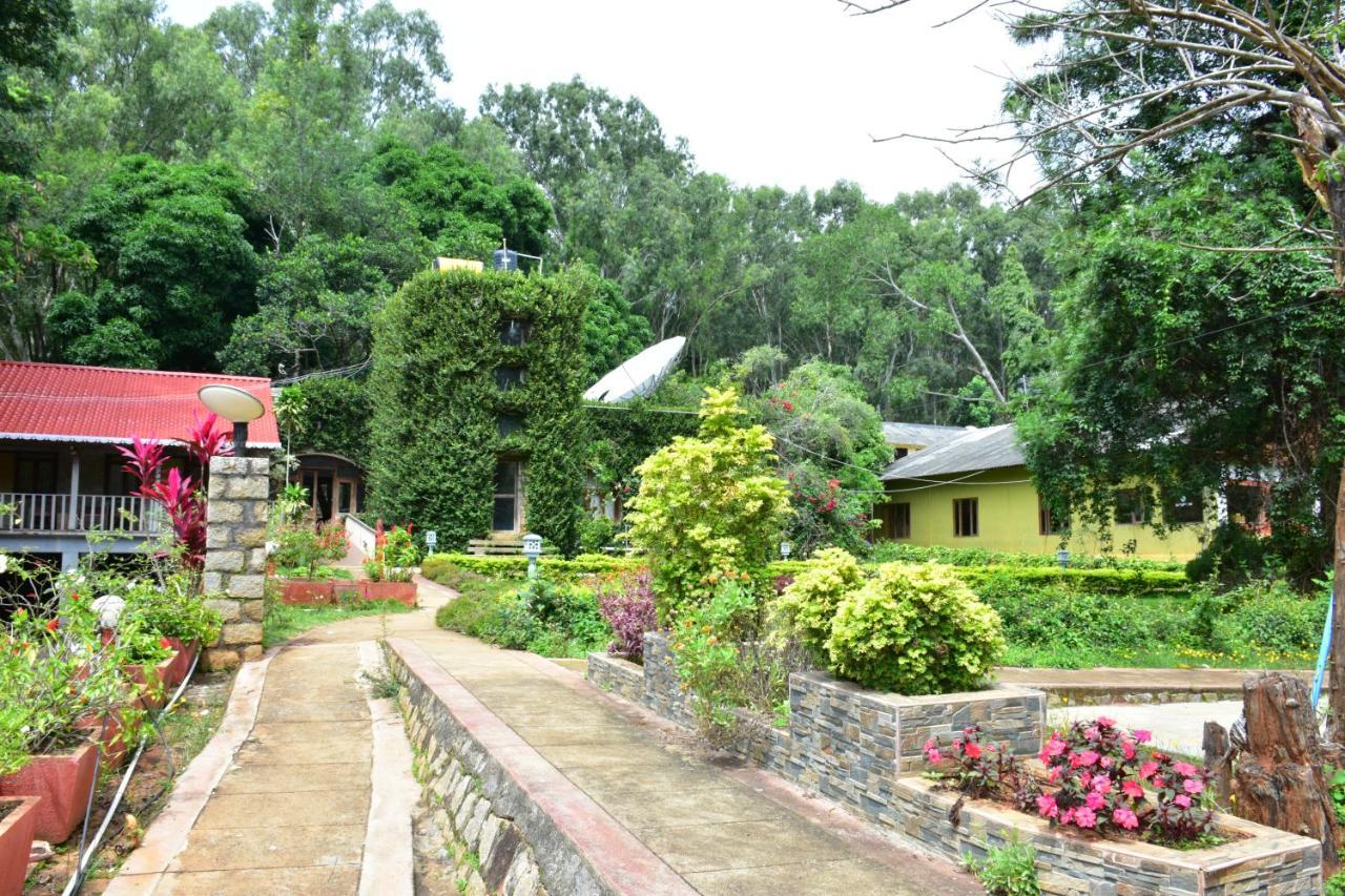 Zeenath Taj Gardens Йелагири Екстериор снимка